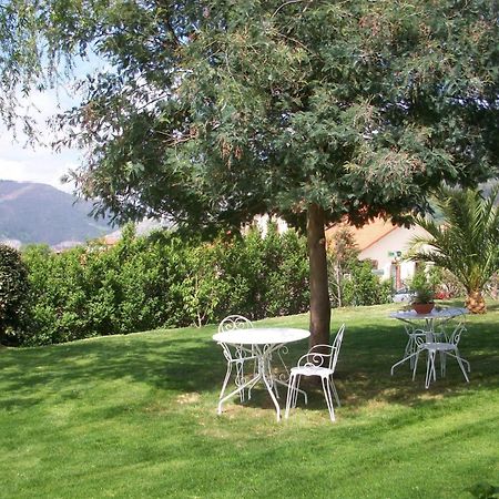 Hotel Palacio Garcia Quijano 로스코랄레스데부엘나 외부 사진