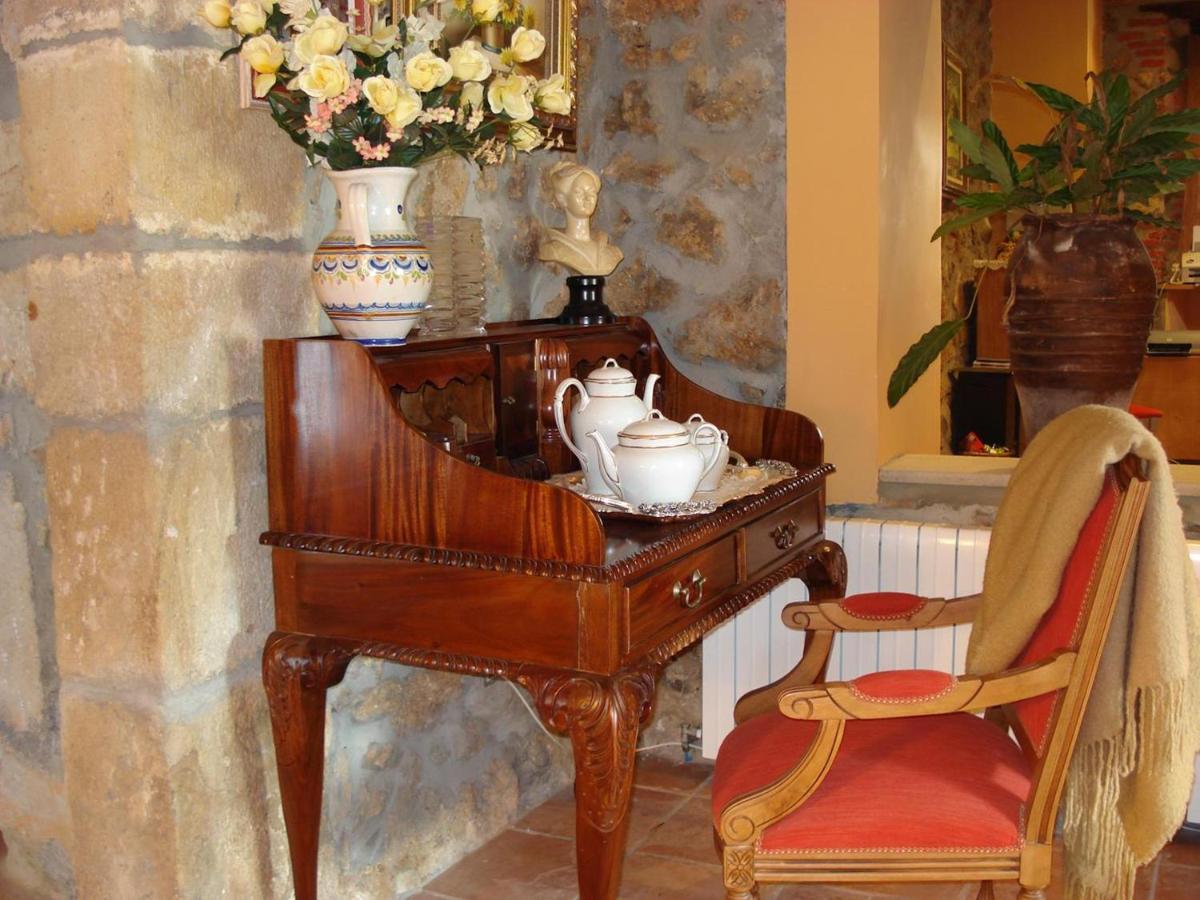 Hotel Palacio Garcia Quijano 로스코랄레스데부엘나 외부 사진