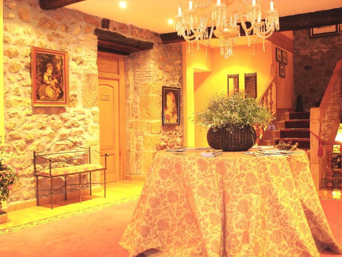 Hotel Palacio Garcia Quijano 로스코랄레스데부엘나 외부 사진