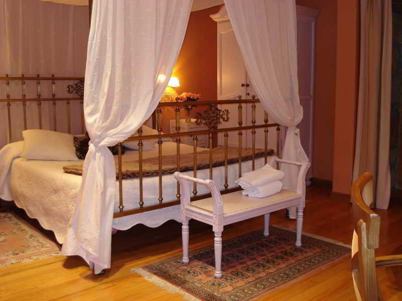 Hotel Palacio Garcia Quijano 로스코랄레스데부엘나 외부 사진