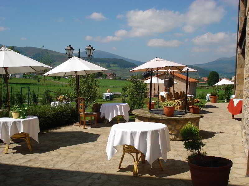 Hotel Palacio Garcia Quijano 로스코랄레스데부엘나 외부 사진