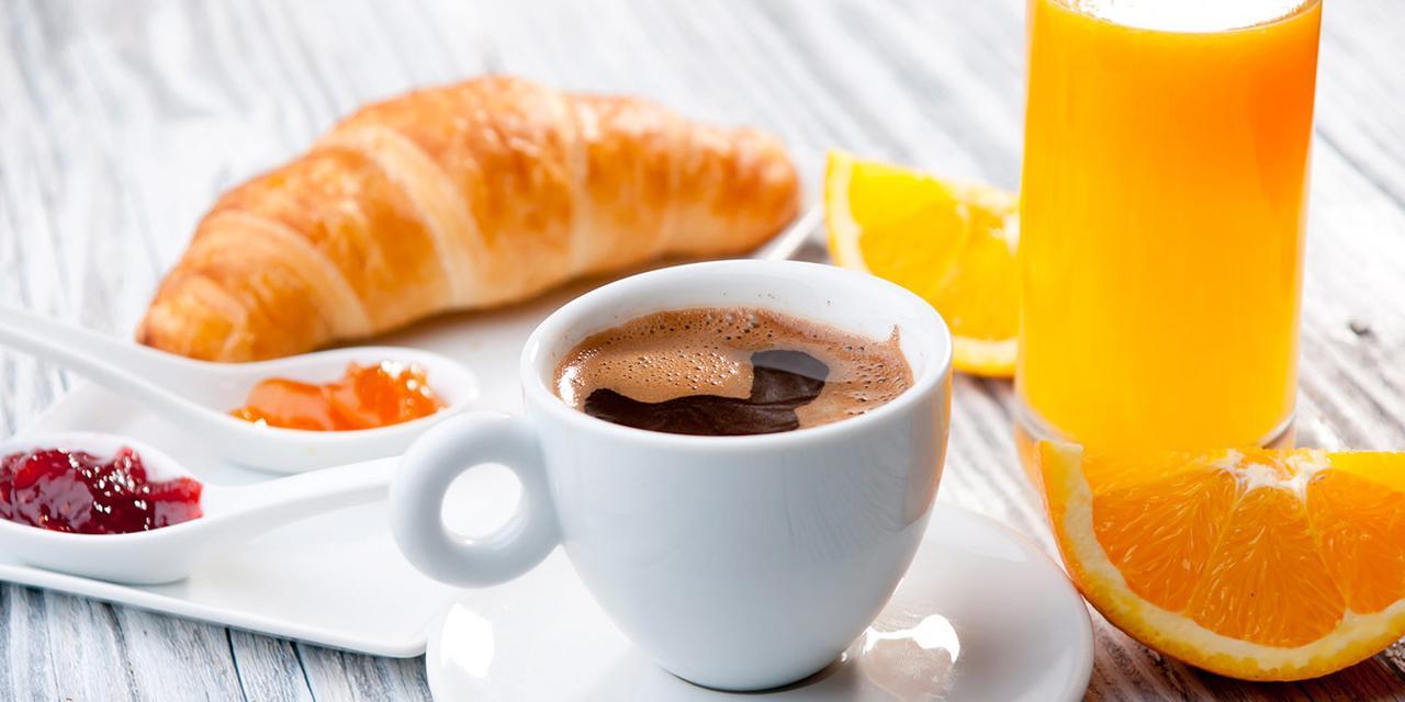 Hotel Palacio Garcia Quijano 로스코랄레스데부엘나 외부 사진