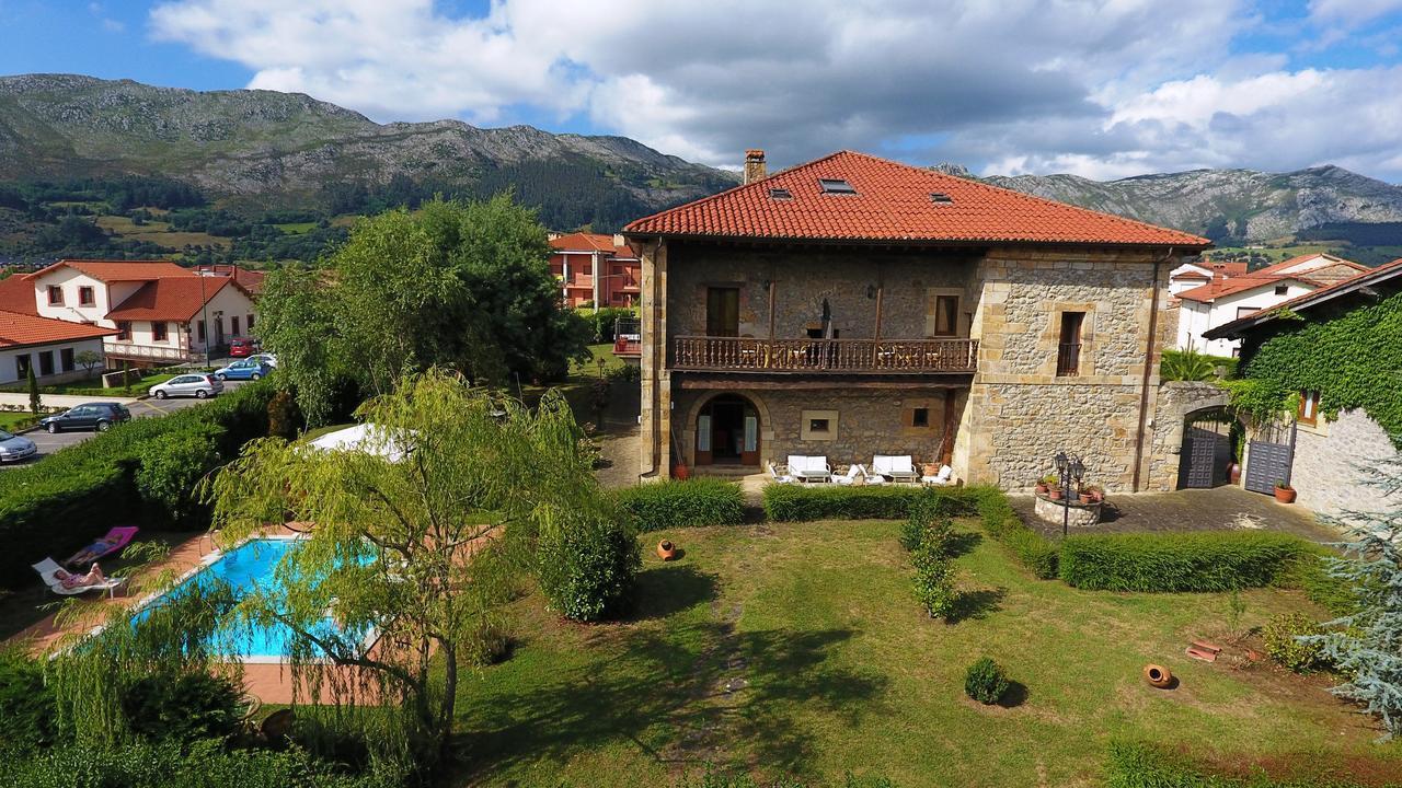 Hotel Palacio Garcia Quijano 로스코랄레스데부엘나 외부 사진