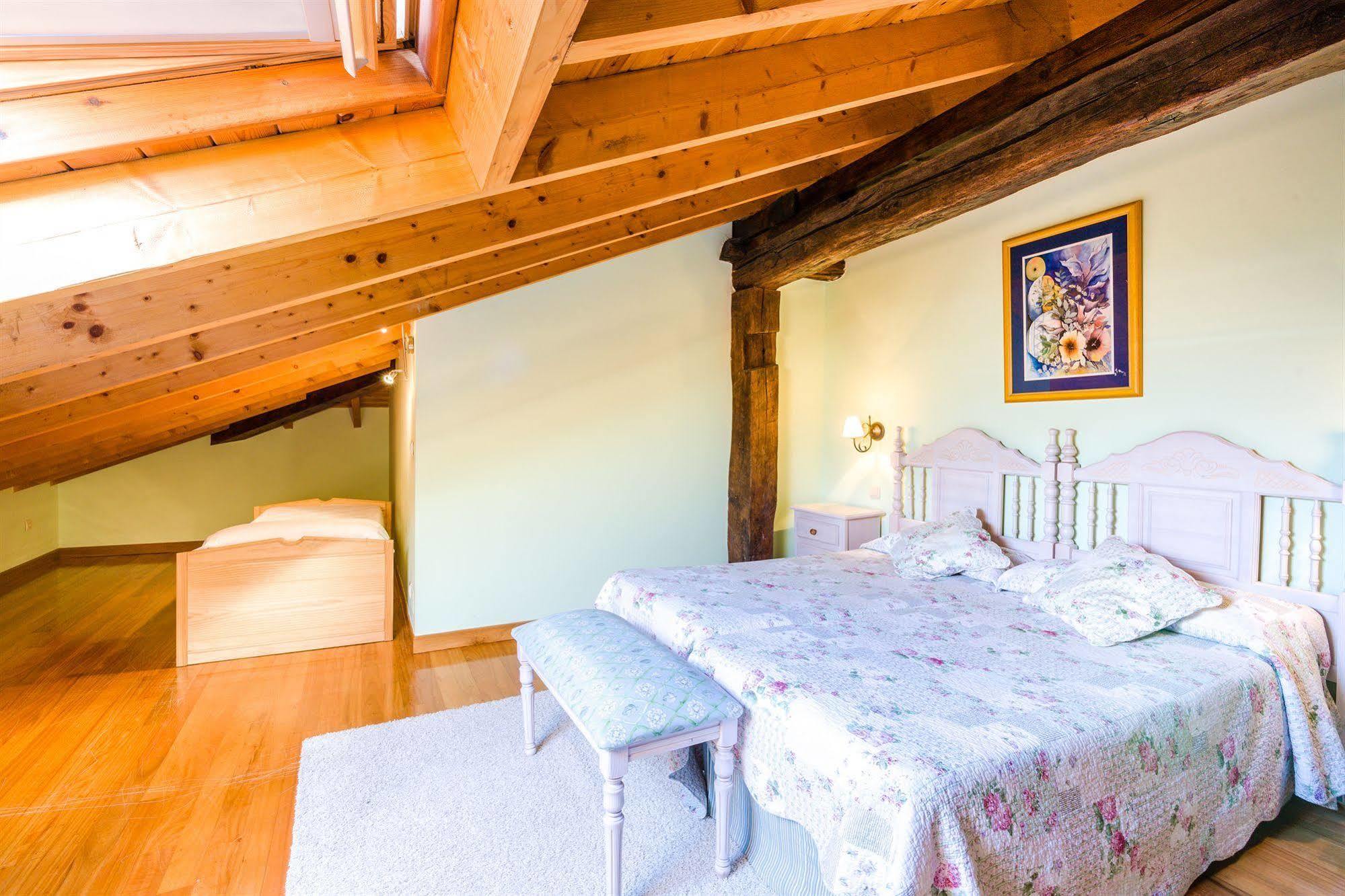 Hotel Palacio Garcia Quijano 로스코랄레스데부엘나 외부 사진
