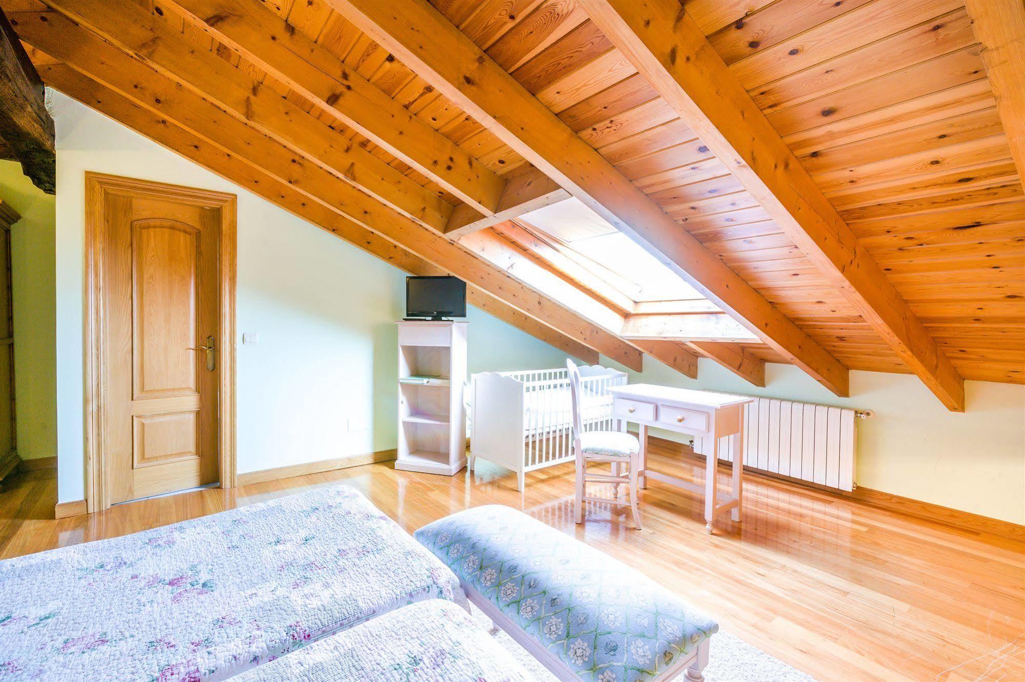 Hotel Palacio Garcia Quijano 로스코랄레스데부엘나 외부 사진